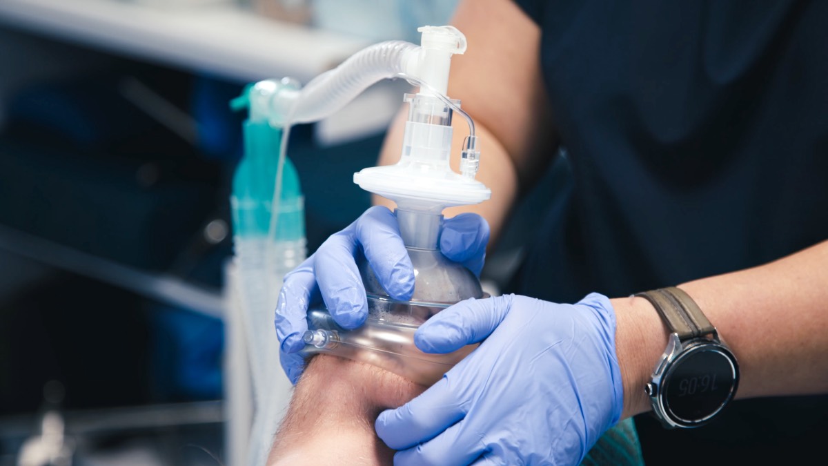 Maintenance of General Anesthesia Using Sevoflurane Versus Propofol in Total Intravenous Anesthesia (TIVA)